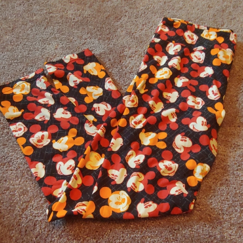 Lularoe Disney leggings
